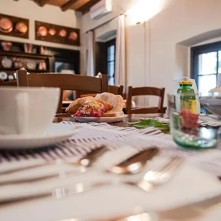 Bed & Breakfast La Di Sant'anna 5*